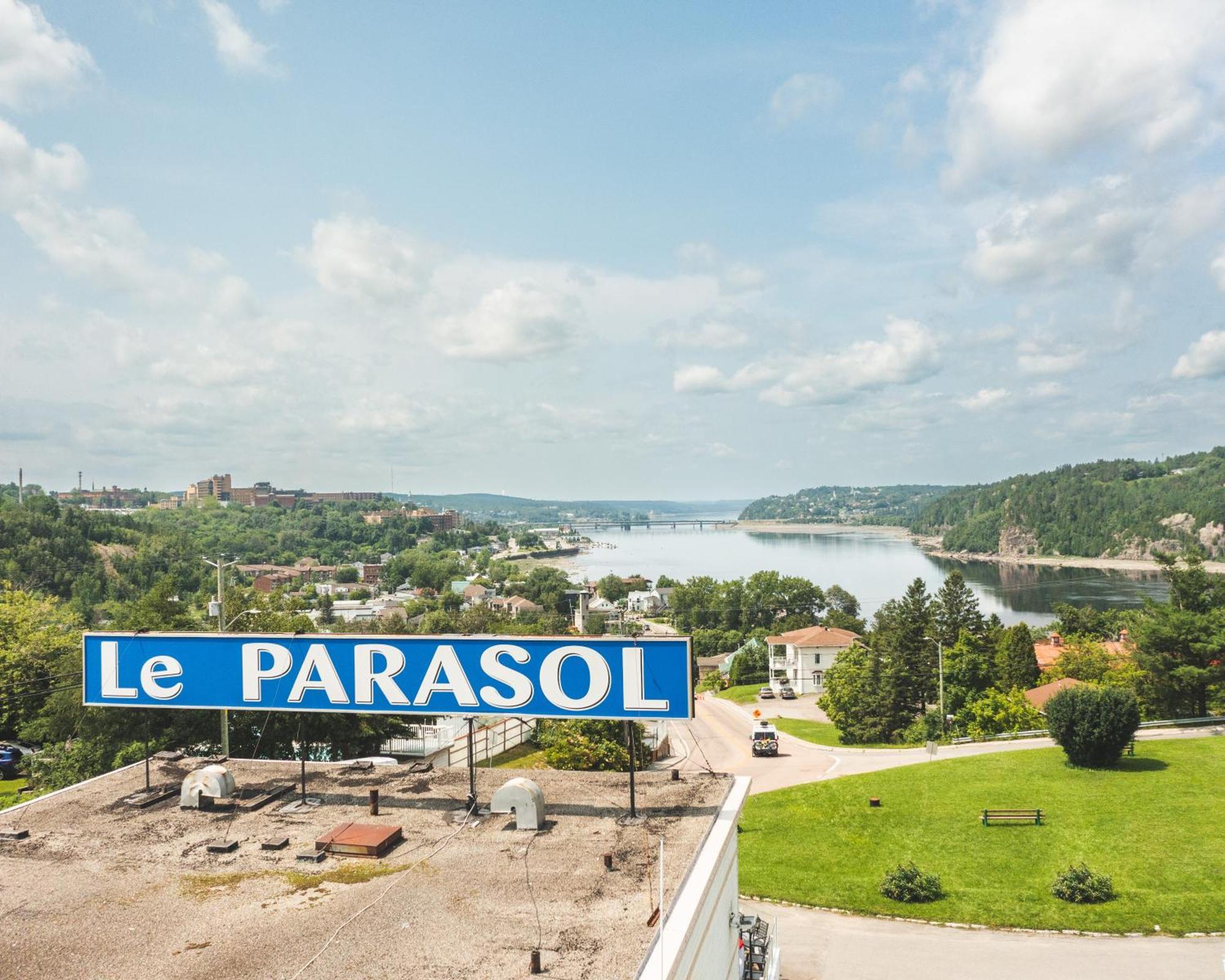 Auberge Le Parasol แซเกอเนย์ ภายนอก รูปภาพ